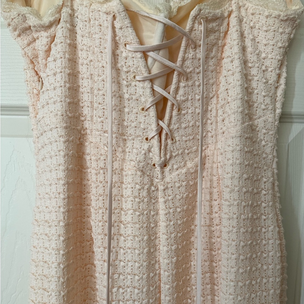 House of CB Cream Midi Dress - Picture 4 of 5